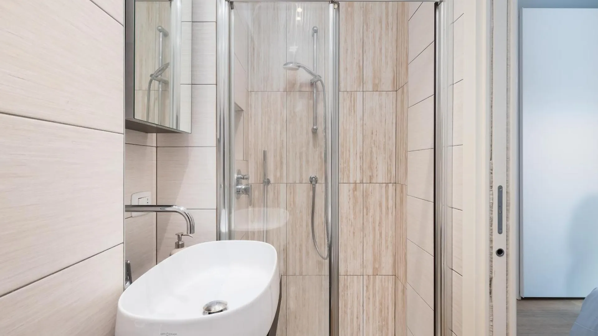 شقة Luxury Melzo 8 - Porta Venezia ميلان إيطاليا